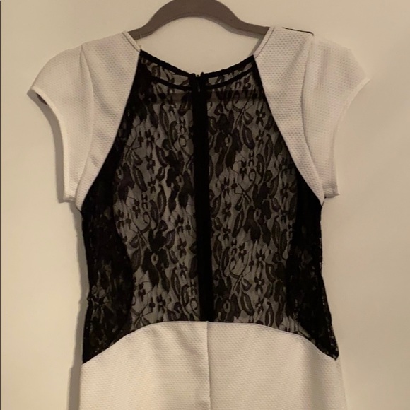 Lace Dress - Picture 2 of 8